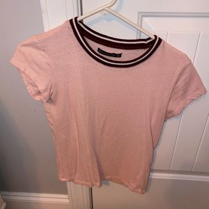pink t-shirt